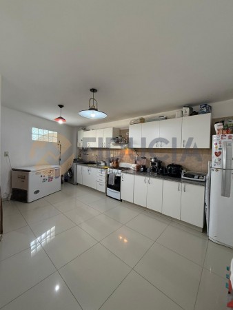 DUPLEX RADA TILLY